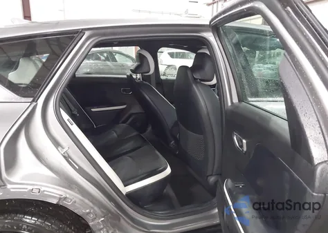 2025 Kia K4 Gt-Line из США, поврежденный, VIN 3KPFW4DE9SE245251